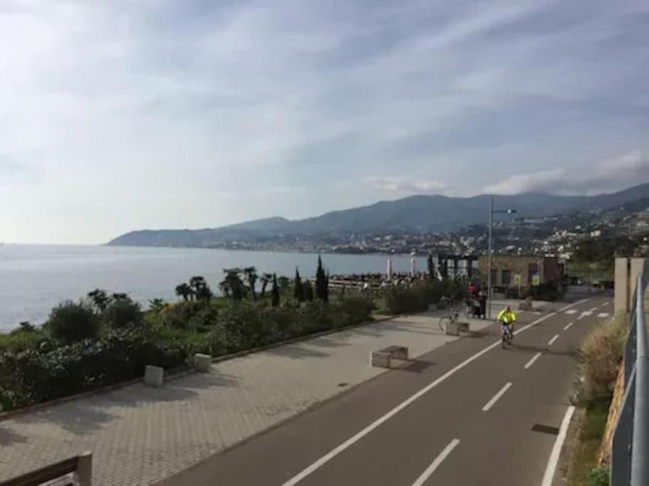 Casa Sveva, A Pochi Passi Dalle Spiagge E Dal Centro Di Arma Di Taggia. Eksteriør billede